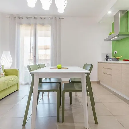 Skyfive Earth Apartament *