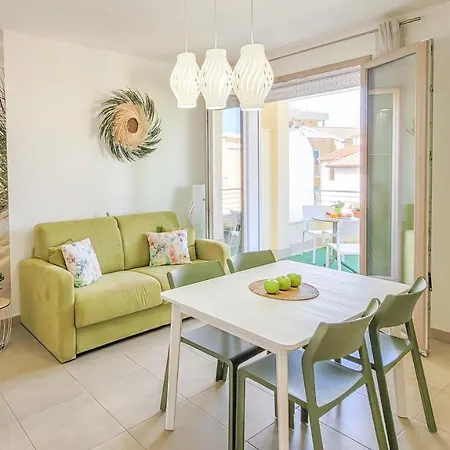 Apartman Skyfive Earth *